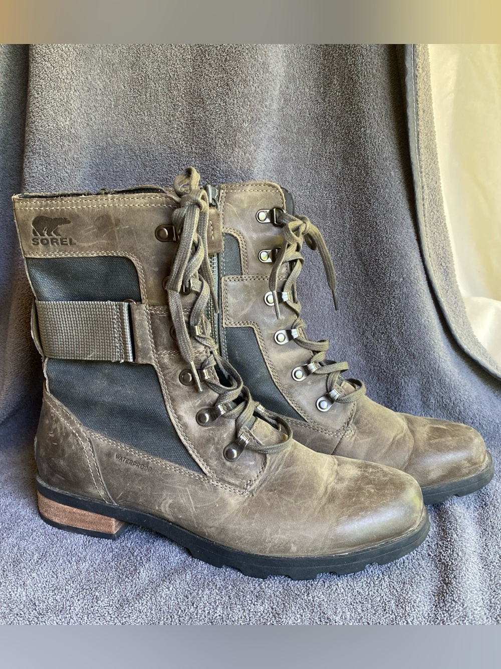 SOREL Emelie Conquest Leather Waterproof Olive Green Combat Boots Women’s Size 8